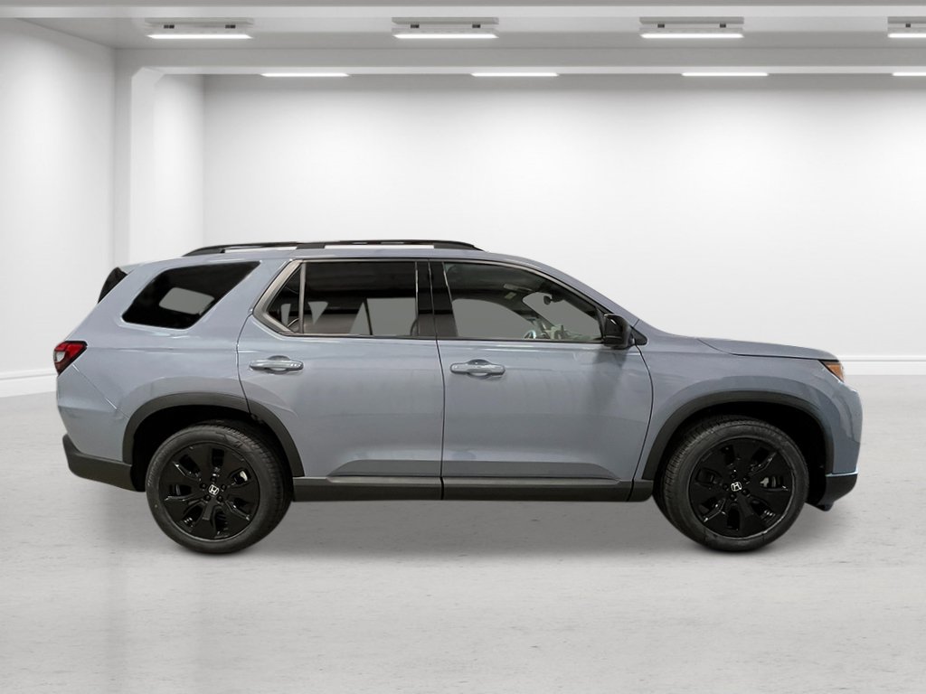 New 2026 Honda Pilot Black Edition image 9