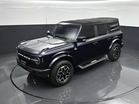 Used 2021 Ford Bronco Outer Banks AWD/4WD image 32