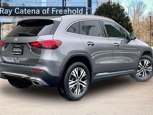 Used 2026 Mercedes-Benz GLA 250 4MATIC image 2