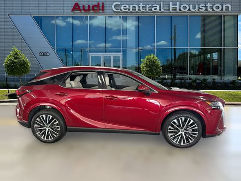 Used 2025 Lexus RX 350 FWD image 8