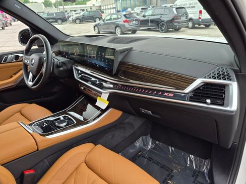 Used 2026 BMW X5 xDrive40i w/ Climate Comfort Package AWD/4WD image 22