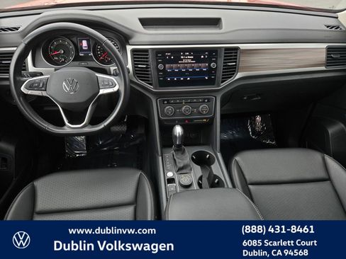 Certified 2021 Volkswagen Atlas SE w/ Panoramic Sunroof Package image 15