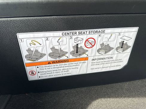 Used 2025 Honda Pilot EX-L image 33