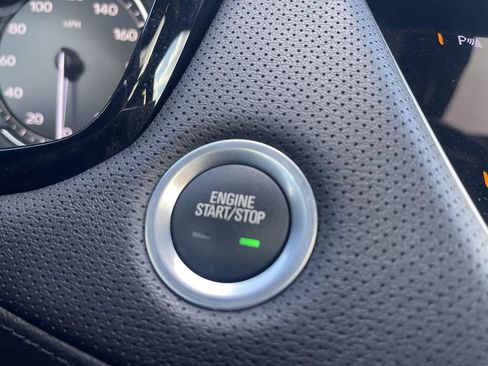 Certified 2024 Cadillac XT5 Premium Luxury image 24