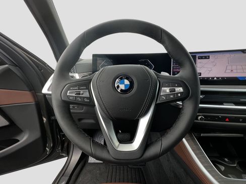 New 2026 BMW X5 xDrive40i w/ Climate Comfort Package AWD/4WD image 14
