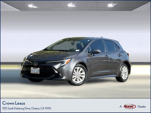 Used 2023 Toyota Corolla SE image 1