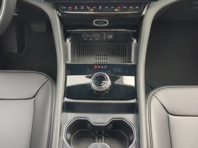 New 2027 Jeep Grand Cherokee Limited RWD image 21