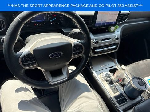 Used 2022 Ford Explorer XLT w/ Equipment Group 202A RWD image 18