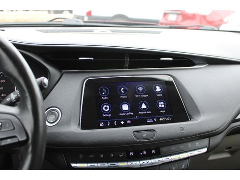 Used 2019 Cadillac XT4 Premium Luxury image 8