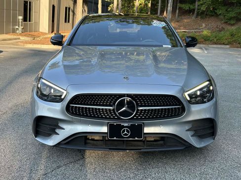 Certified 2023 Mercedes-Benz E 350 4MATIC Sedan w/ Premium Package image 3