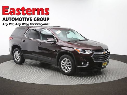 Used 2021 Chevrolet Traverse LT AWD/4WD image 49
