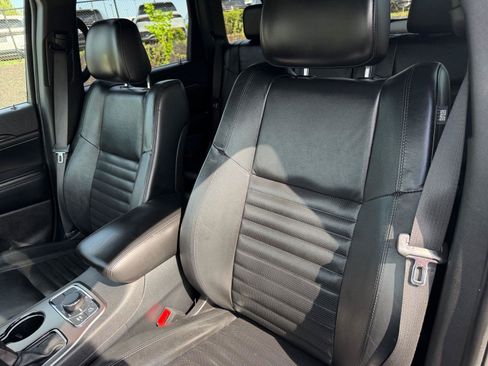 Used 2019 Jeep Grand Cherokee Limited X AWD/4WD image 36