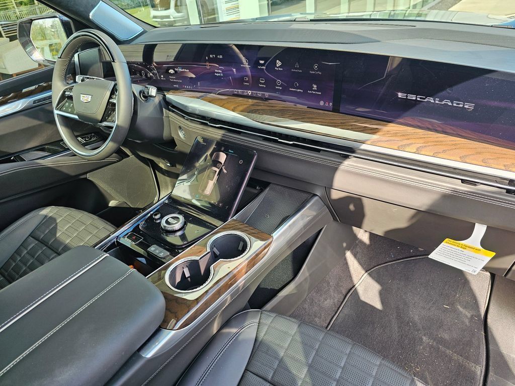 New 2026 Cadillac Escalade ESV Platinum Sport AWD/4WD image 10