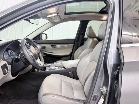 Certified 2023 INFINITI QX50 Luxe FWD image 10