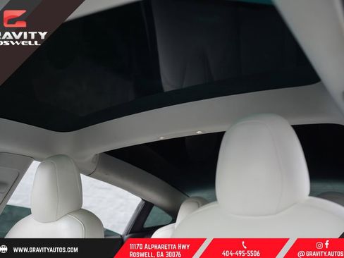 Used 2021 Tesla Model 3 Standard Range Plus image 29