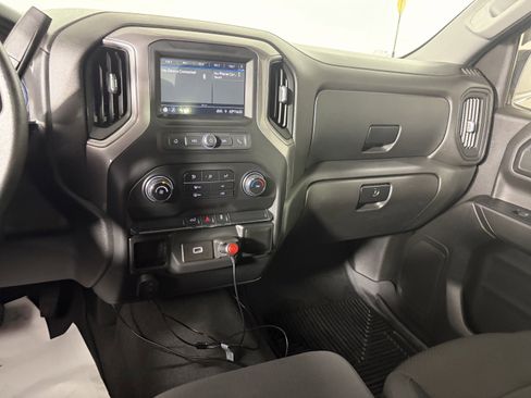 Used 2019 Chevrolet Silverado 1500 Custom w/ Custom Value Package image 23