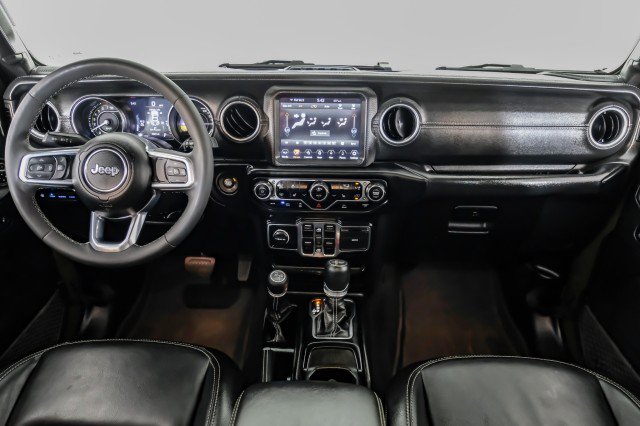 Used 2023 Jeep Wrangler Unlimited Sahara w/ Cold Weather Group AWD/4WD image 11