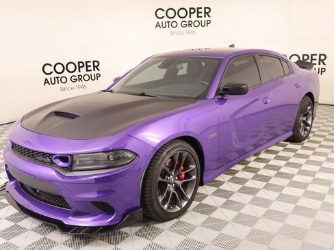 Used 2023 Dodge Charger R/T w/ Performance Handling Group RWD image 10