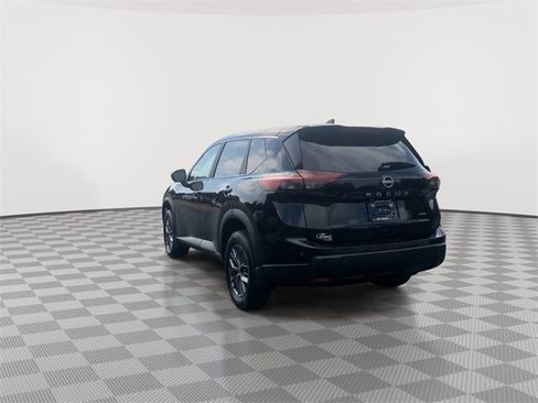 New 2026 Nissan Rogue S image 8