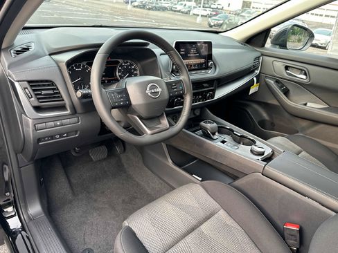 New 2026 Nissan Rogue SV w/ Cold Weather Package AWD/4WD image 30