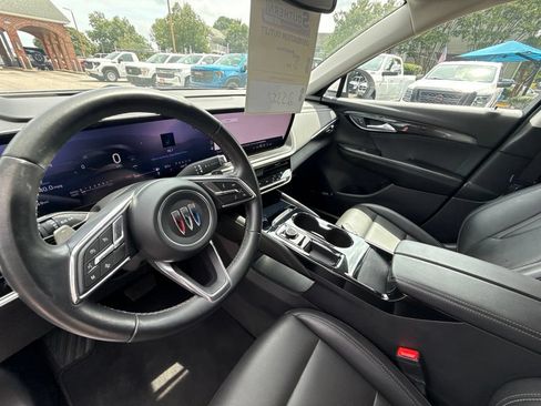 Used 2024 Buick Envision Preferred AWD/4WD image 14