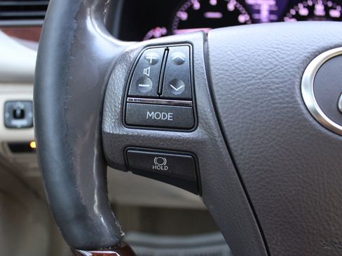 Used 2013 Lexus LS 460 image 11