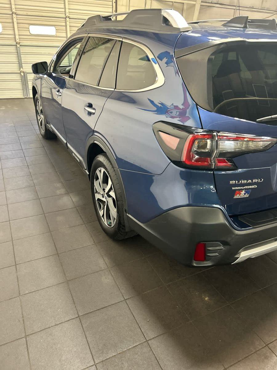 Used 2021 Subaru Outback Touring w/ Popular Package #2 AWD/4WD image 8