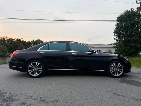 Used 2017 Mercedes-Benz S 550 4MATIC Sedan w/ Premium Package image 4