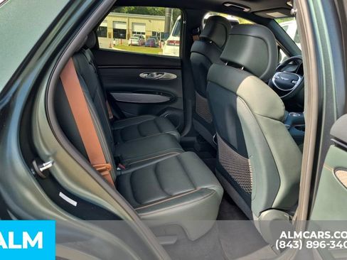 Used 2023 Genesis GV70 2.5T w/ Advanced Package image 23