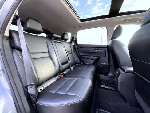 Certified 2024 Nissan Rogue SL w/ SL Premium Package image 20