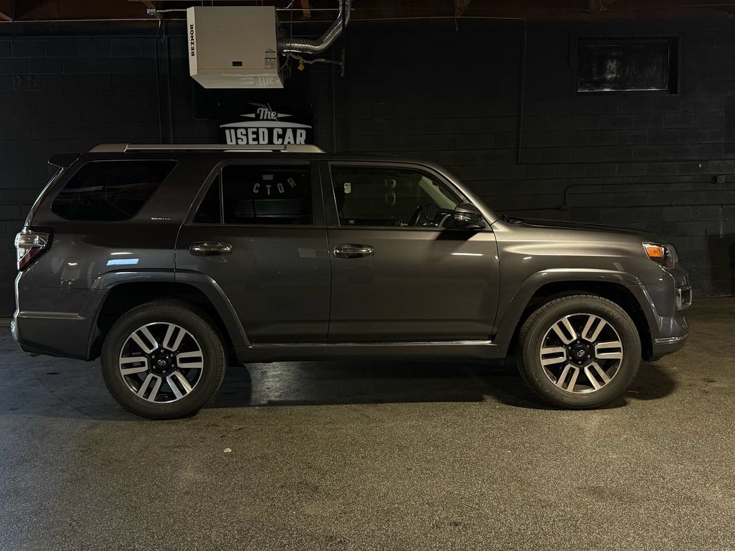 Used 2019 Toyota 4Runner Limited AWD/4WD image 7