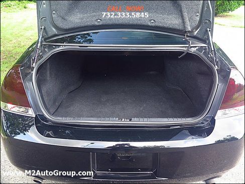 Used 2014 Chevrolet Impala LT w/ LT Sunroof Package image 40