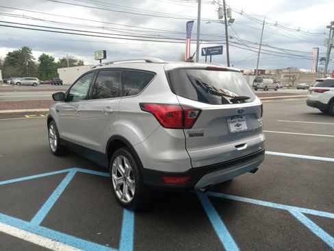 Used 2019 Ford Escape Titanium image 5