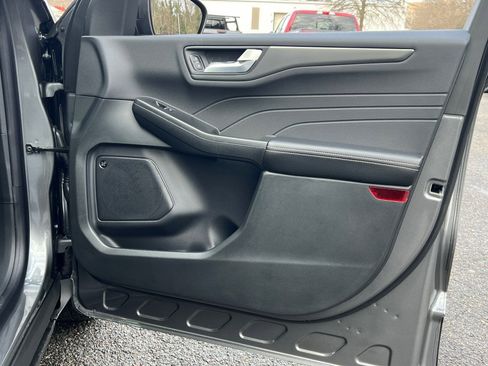 New 2026 Ford Escape Active w/ Active Premium Tech Pack image 7