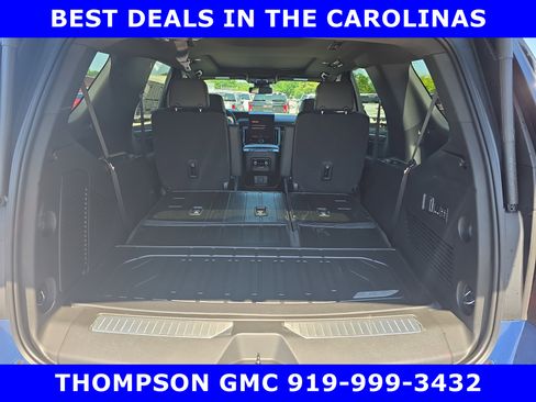New 2026 GMC Yukon Denali w/ Sun & Power Step Package AWD/4WD image 17