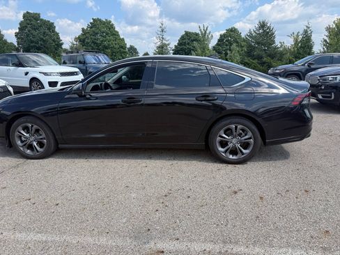 Used 2024 Honda Accord EX-L image 8
