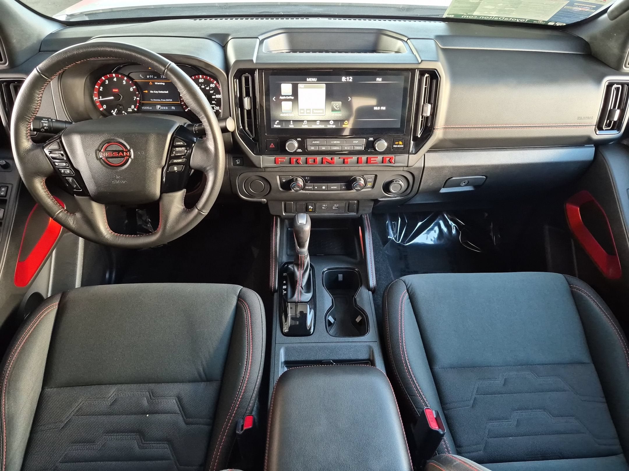 Used 2025 Nissan Frontier Pro-X RWD image 12