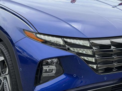 Certified 2023 Hyundai Tucson Limited AWD/4WD image 10