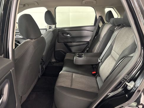 Used 2024 Nissan Rogue SV FWD image 15