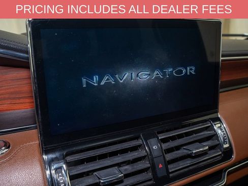 Used 2023 Lincoln Navigator L Reserve AWD/4WD image 14