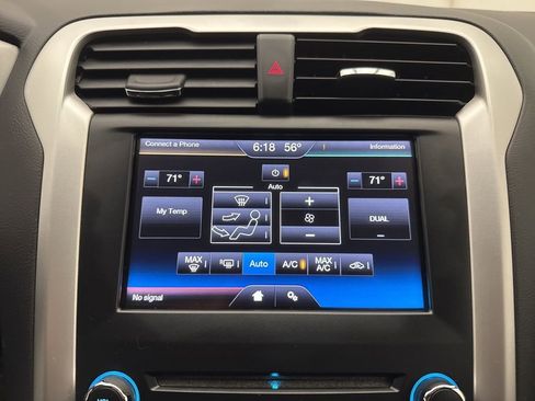 Used 2014 Ford Fusion SE image 23