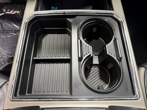 Used 2021 Ford F350 Platinum w/ Tremor Off-Road Package image 11