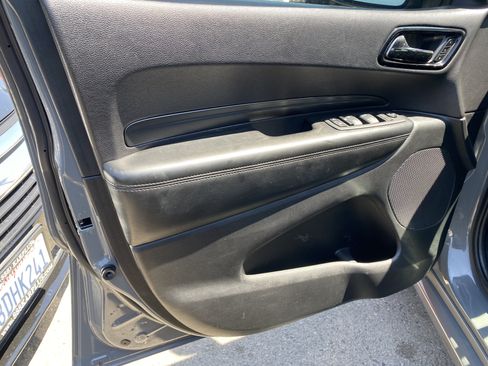 Used 2022 Dodge Durango GT RWD image 14