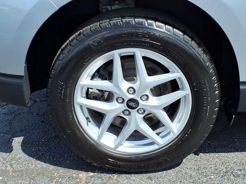 Used 2024 Ford Edge SEL w/ Convenience Package AWD/4WD image 7