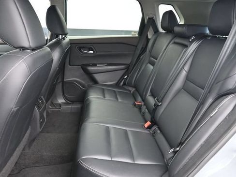 Used 2023 Nissan Rogue SL FWD image 27