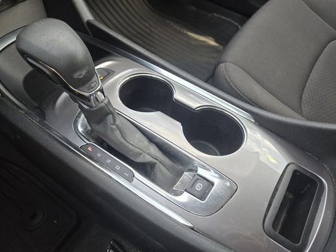 Used 2024 Chevrolet Malibu LT FWD image 20
