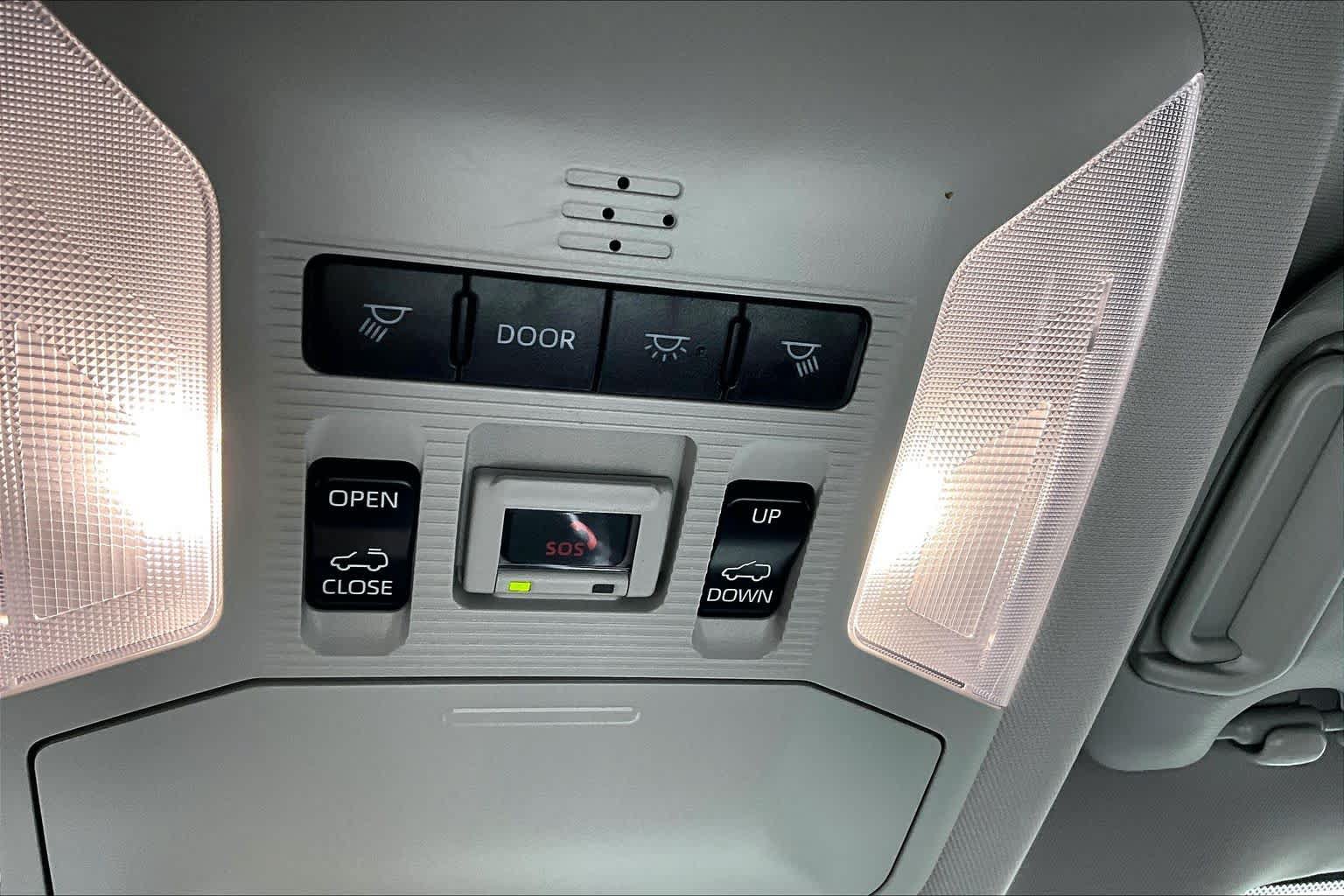 Used 2025 Toyota RAV4 XLE Premium w/ Weather Package AWD/4WD image 33