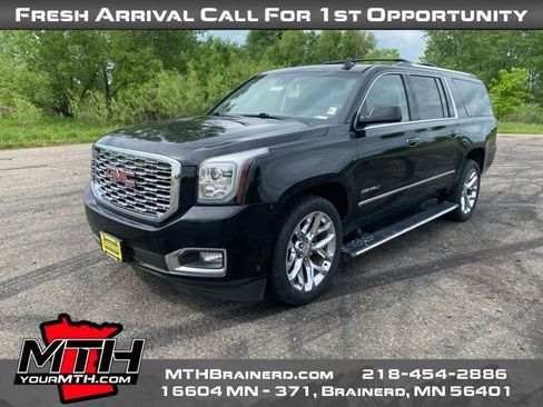 Used 2019 GMC Yukon XL Denali w/ Denali Ultimate Package AWD/4WD image 4