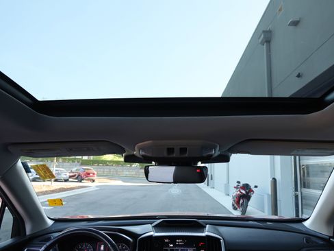 Used 2023 Subaru Ascent Limited w/ Technology Package image 31