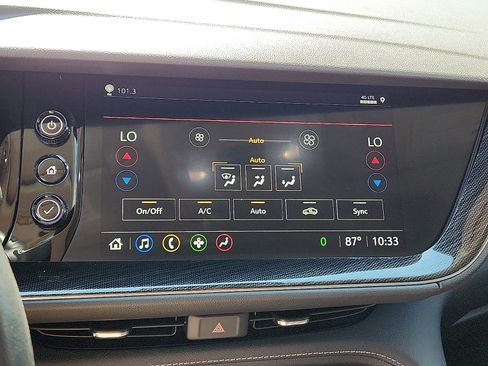 Used 2023 Buick Envision Essence w/ Sport Touring Package image 15